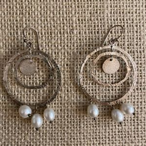 Silpada Pearl hoop earrings